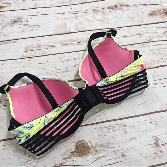 Wear everywhere Push Up Bra - Picture 2 of 2